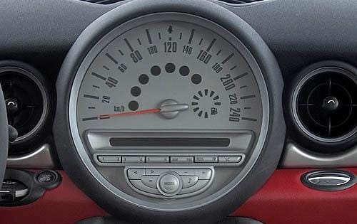 2008 MINI Cooper front safety CC