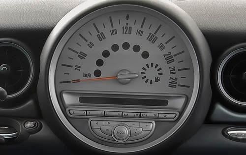 2008 MINI Cooper front safety CC