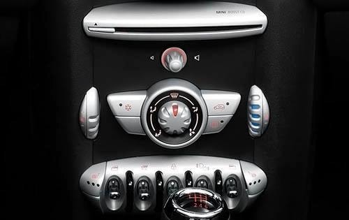 2009 MINI Cooper front safety CC