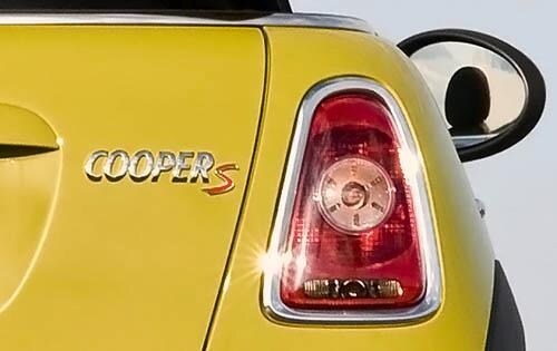 2009 Mini Cooper exterior FBDG