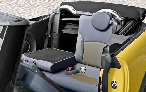 2010 Mini Cooper interior RI