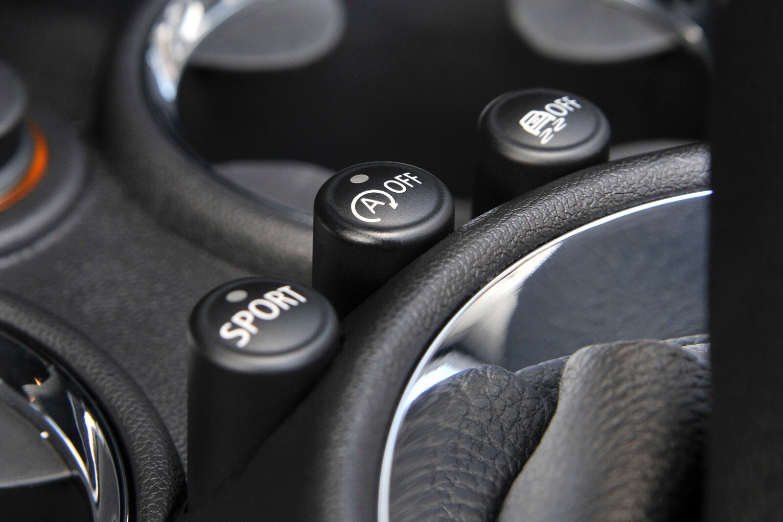 2014 Mini Cooper interior AUXCTRL