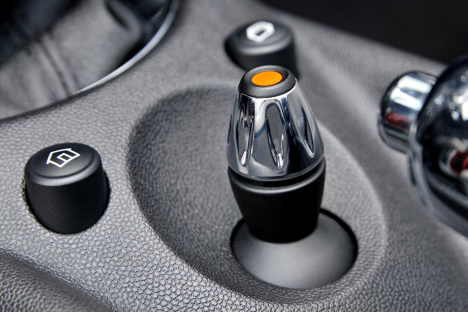 2014 Mini Cooper interior DETAIL