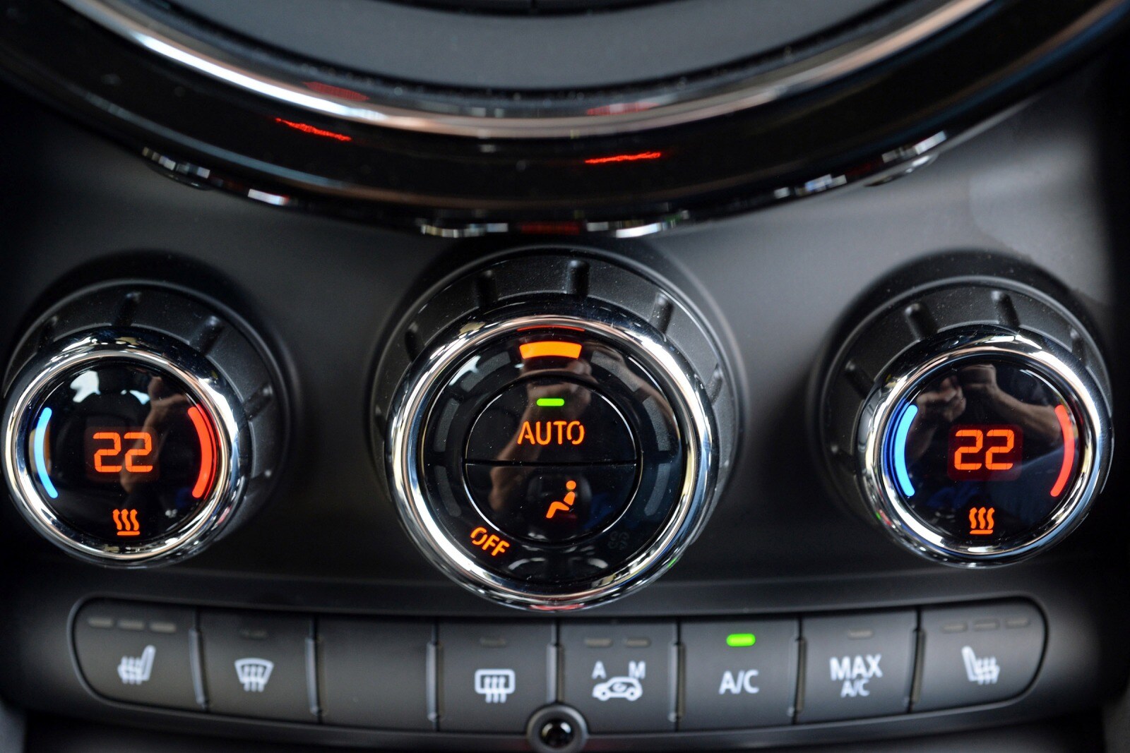 2014 Mini Cooper interior CC