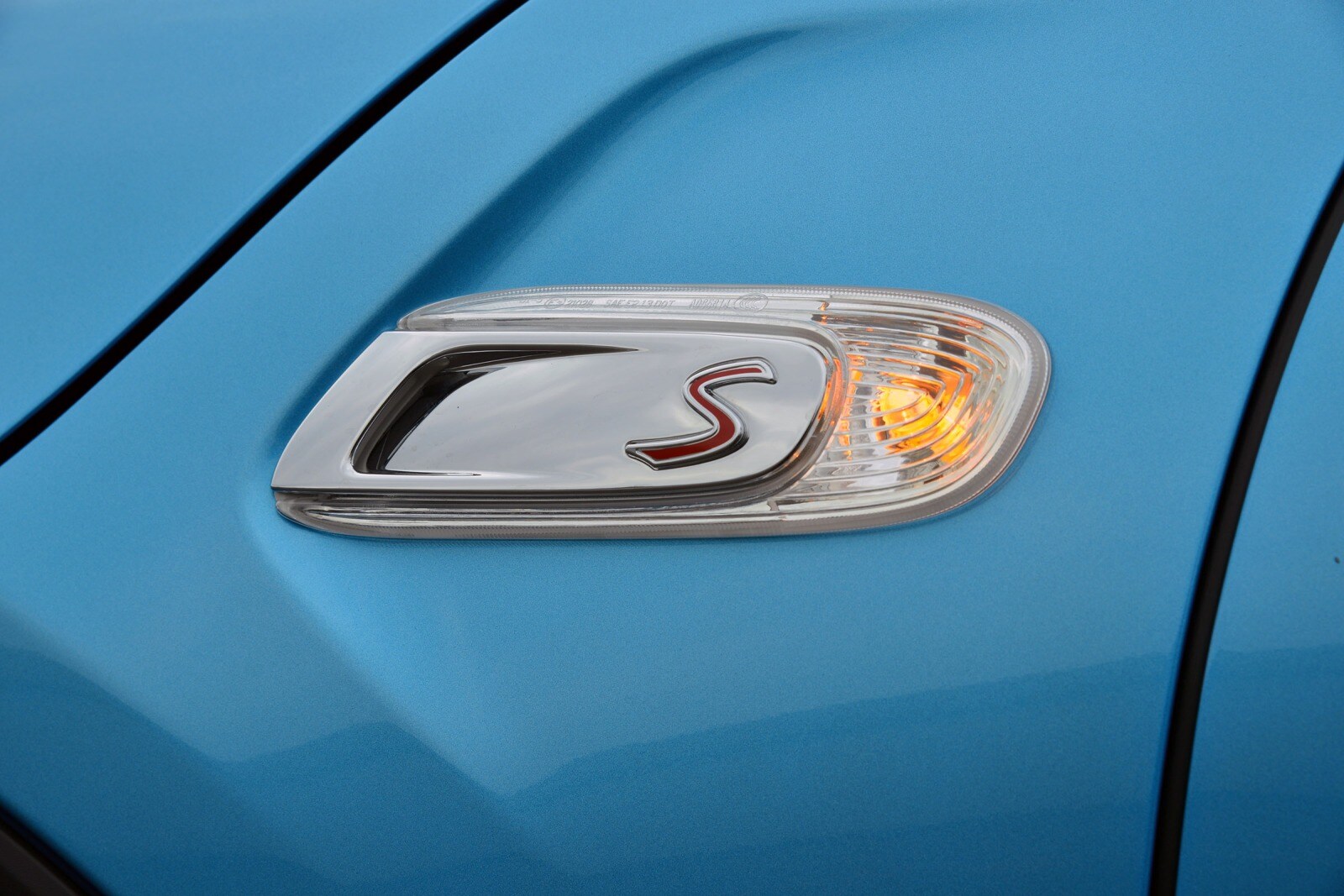 2015 Mini Cooper exterior FBDG