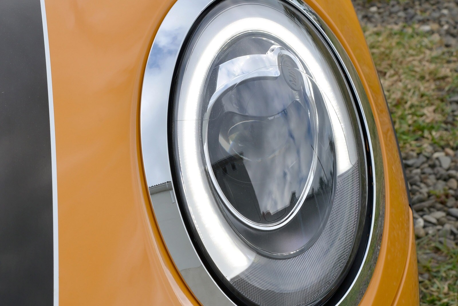 2016 Mini Cooper exterior EDETAIL