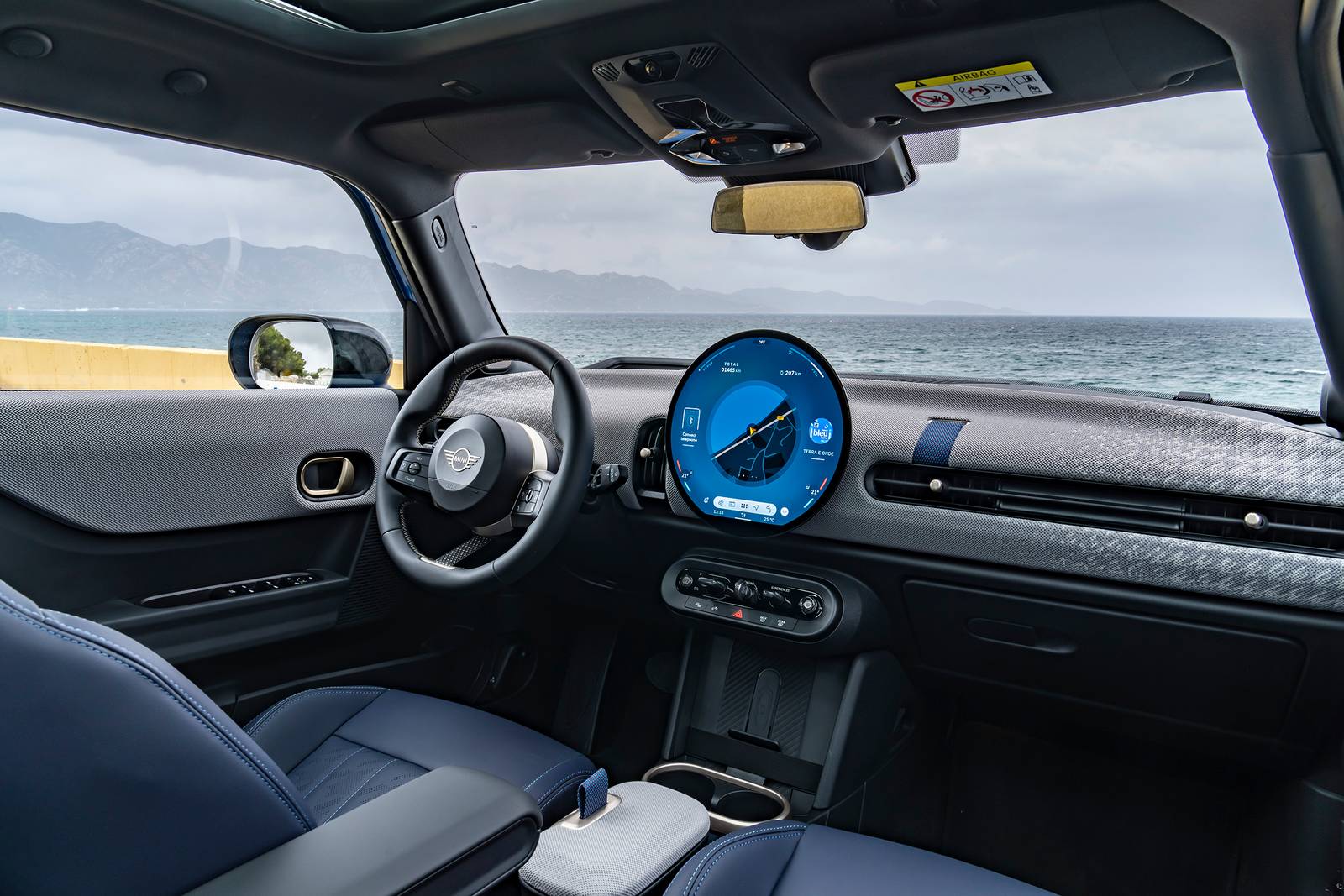 2025 MINI Cooper interior D