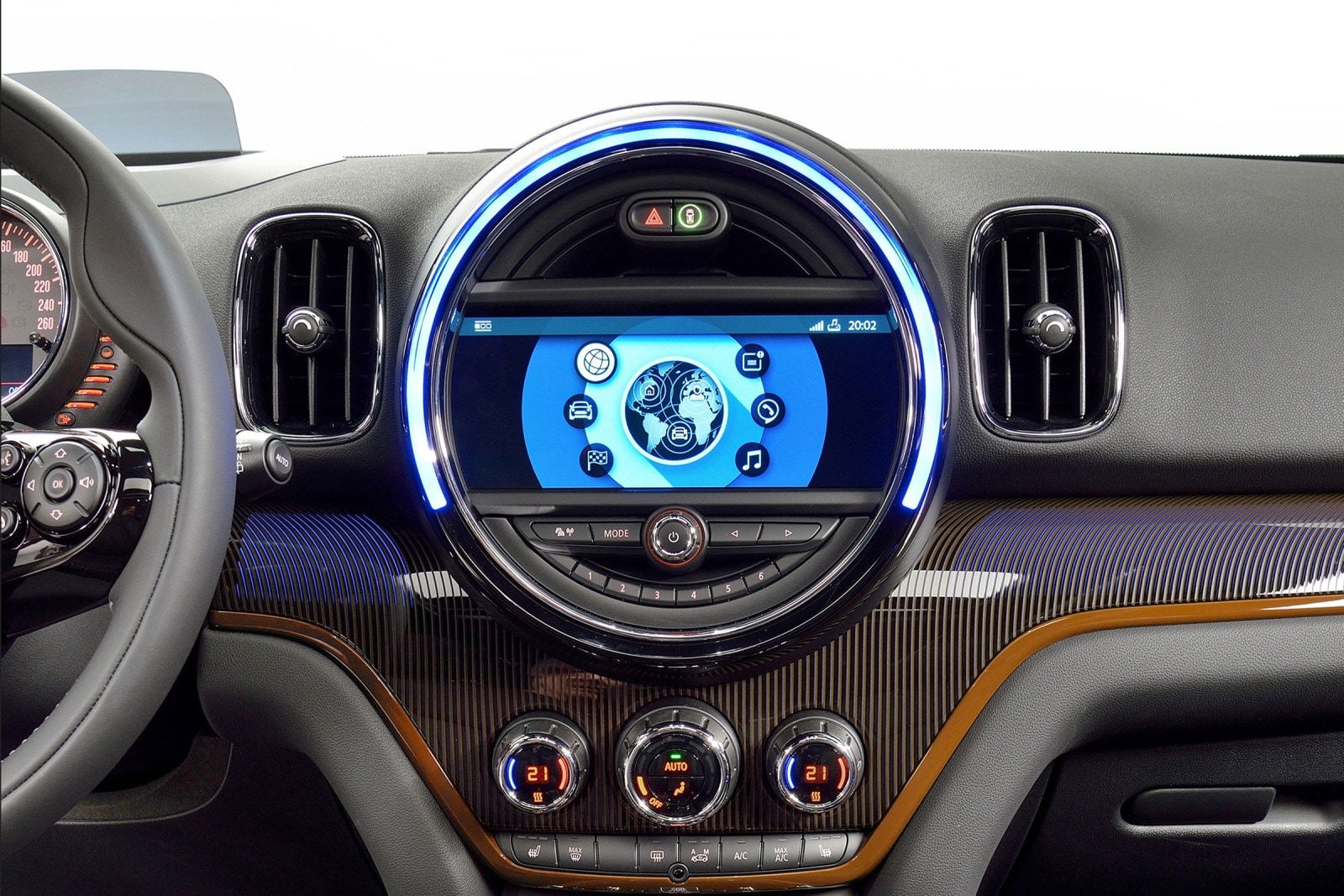 2017 MINI Countryman interior CC