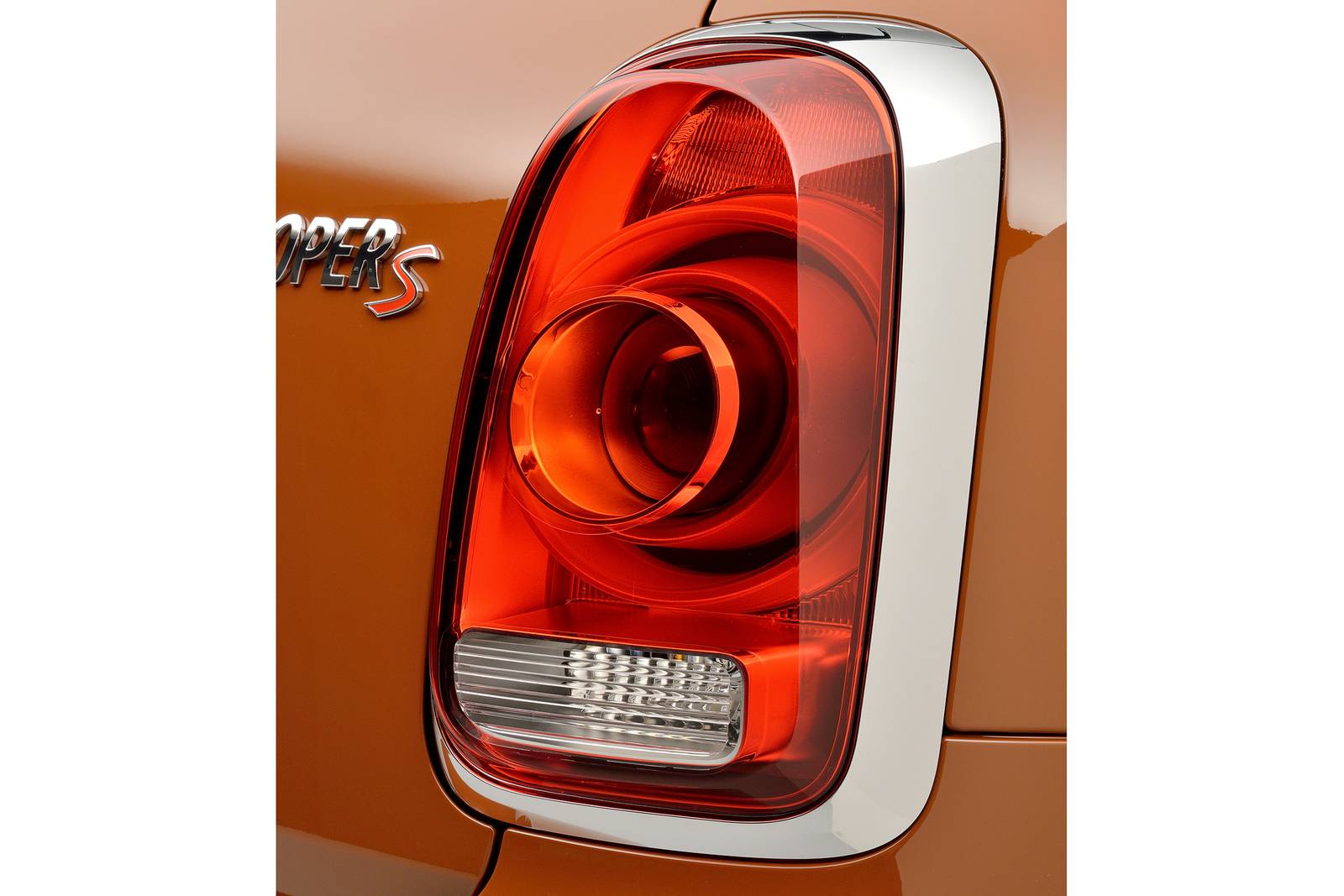 2018 Mini Countryman exterior EDETAIL