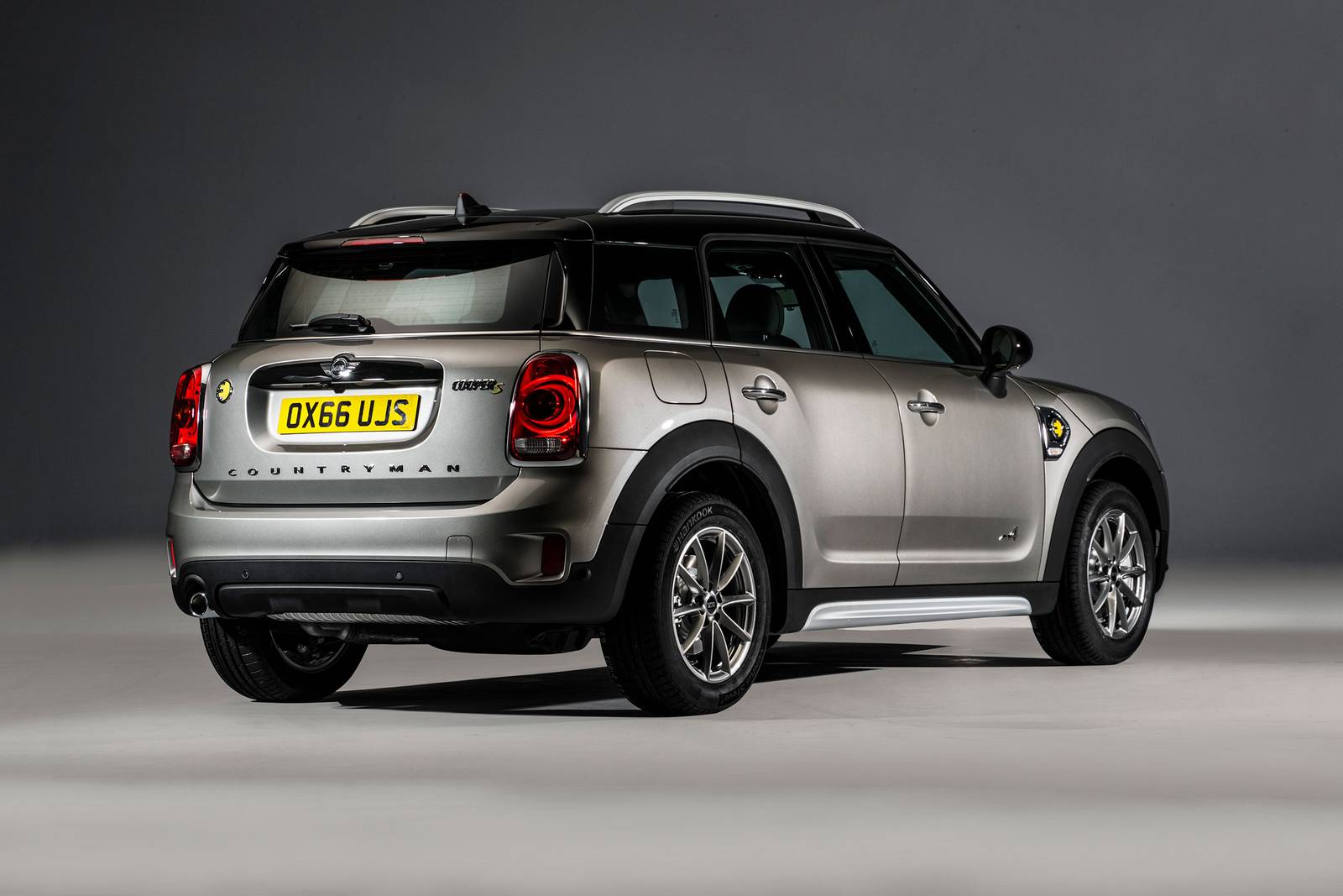2020 MINI Countryman Cooper S E ALL4 Wagon Exterior