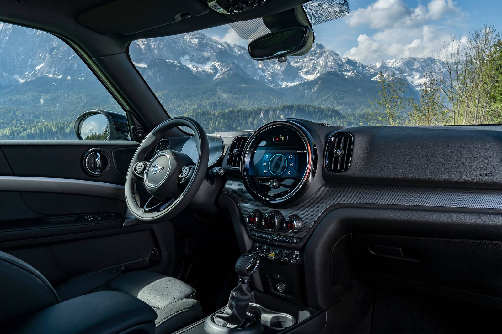 2021 MINI Countryman interior D