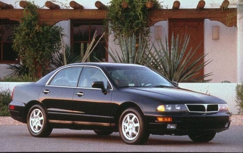 1999 Mitsubishi Diamante 4 Dr STD Sedan