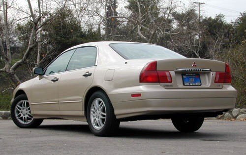 1999 Mitsubishi Diamante 4 Dr STD Sedan