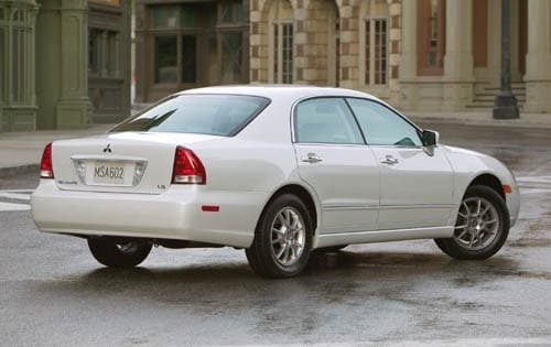 2004 Mitsubishi Diamante exterior FQ