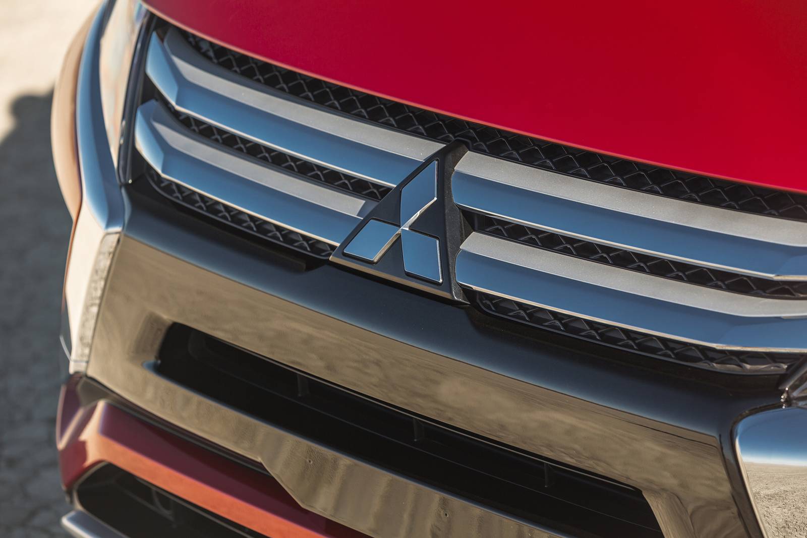 2020 Mitsubishi Eclipse exterior FBDG