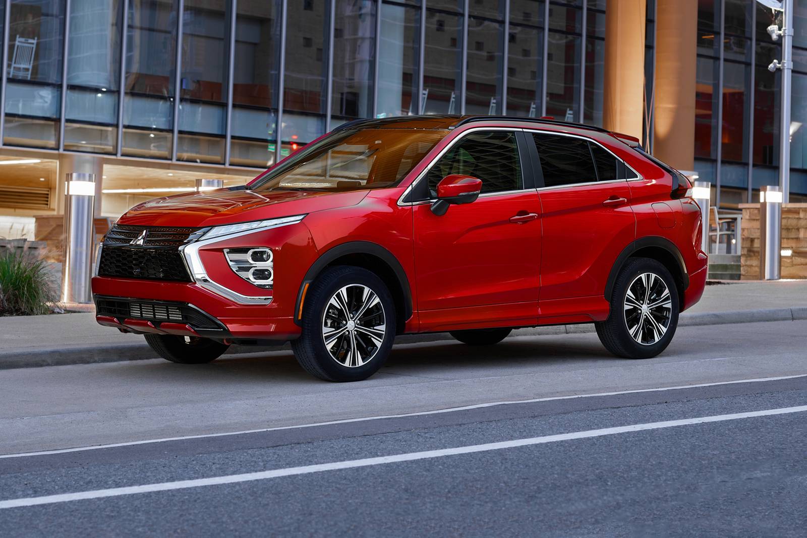 Mitsubishi Eclipse Cross SEL 4dr SUV Exterior