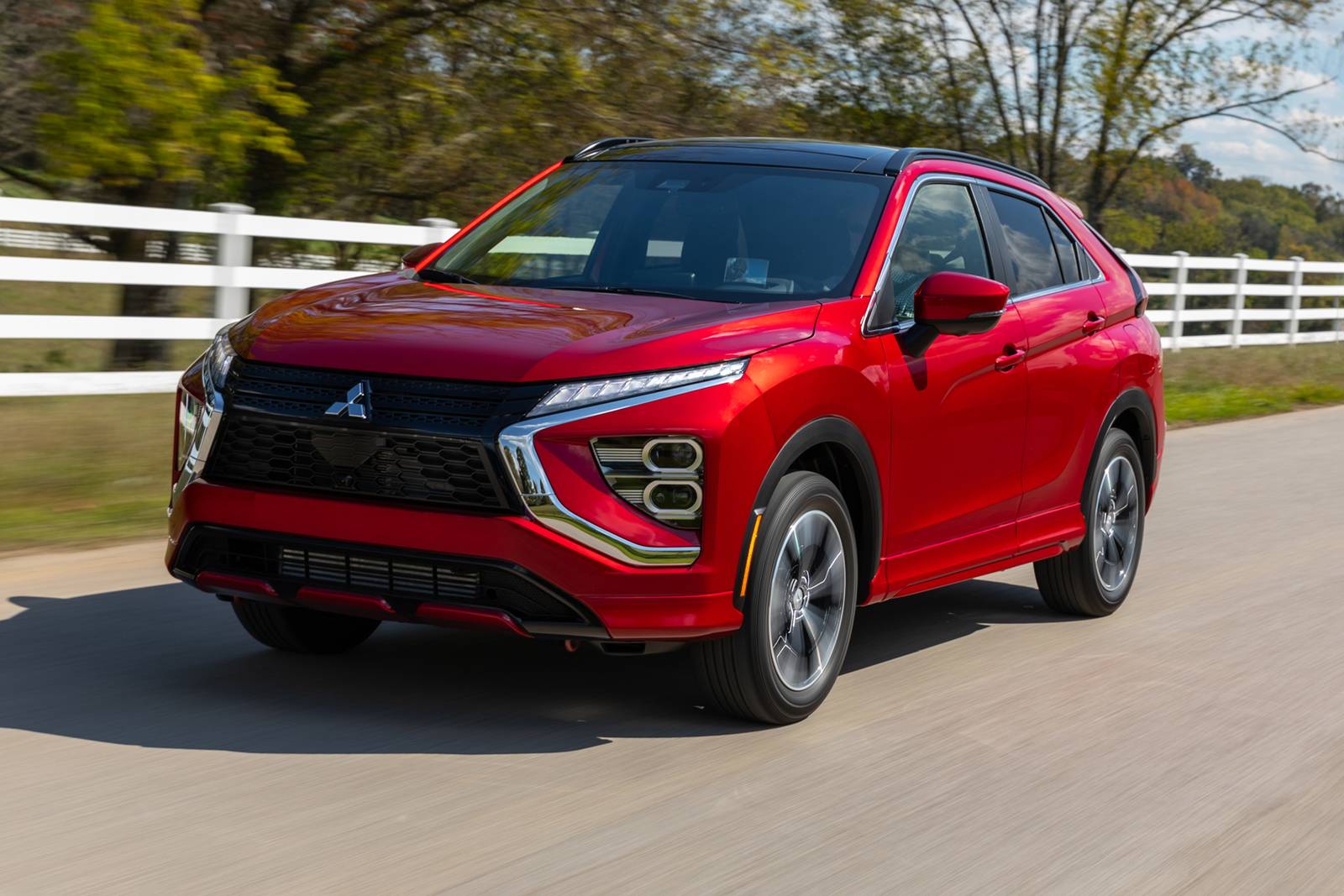 2025 Mitsubishi Eclipse Cross SEL 4dr SUV Exterior Shown
