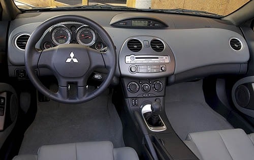 2007 Mitsubishi Eclipse Spyder interior D