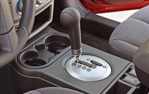 2004 Mitsubishi Endeavor interior CC