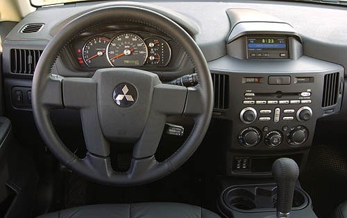 2006 Mitsubishi Endeavor interior D