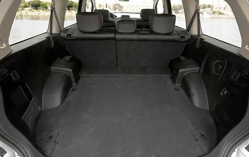 2008 Mitsubishi Endeavor interior CARGO