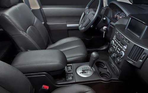 2011 Mitsubishi Endeavor interior I