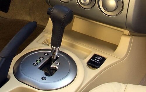 2004 Mitsubishi Galant interior DETAIL