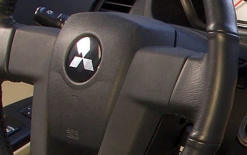 2004 Mitsubishi Galant interior DETAIL