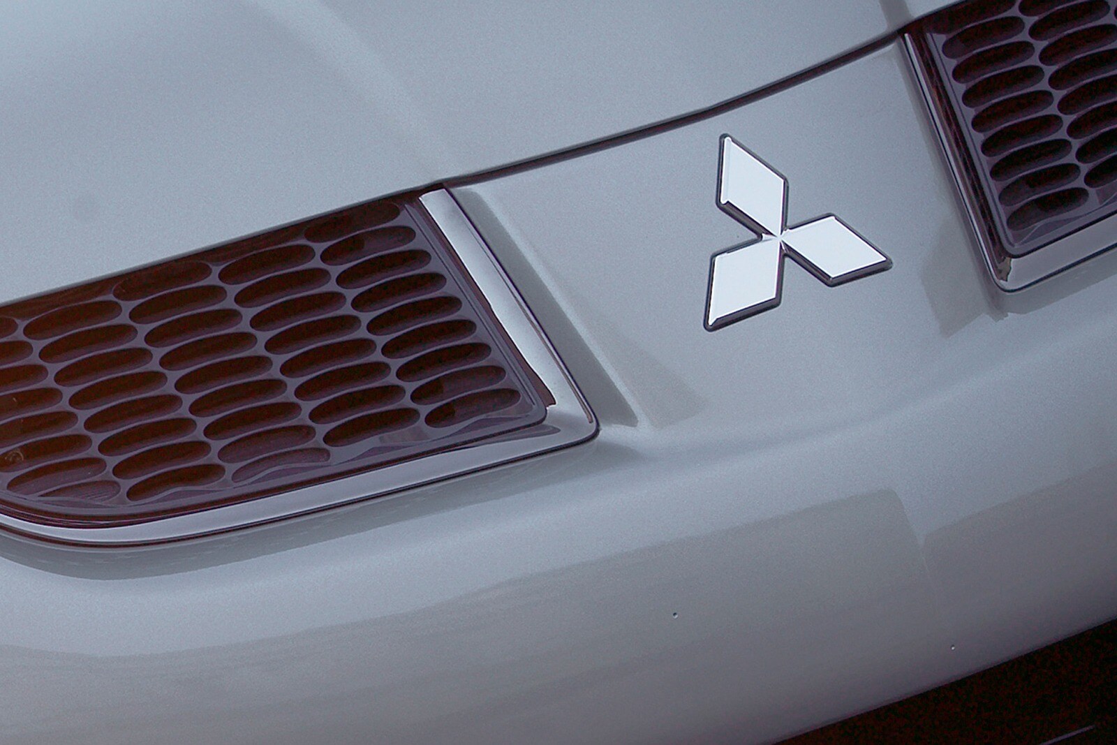 2007 Mitsubishi Galant exterior FBDG