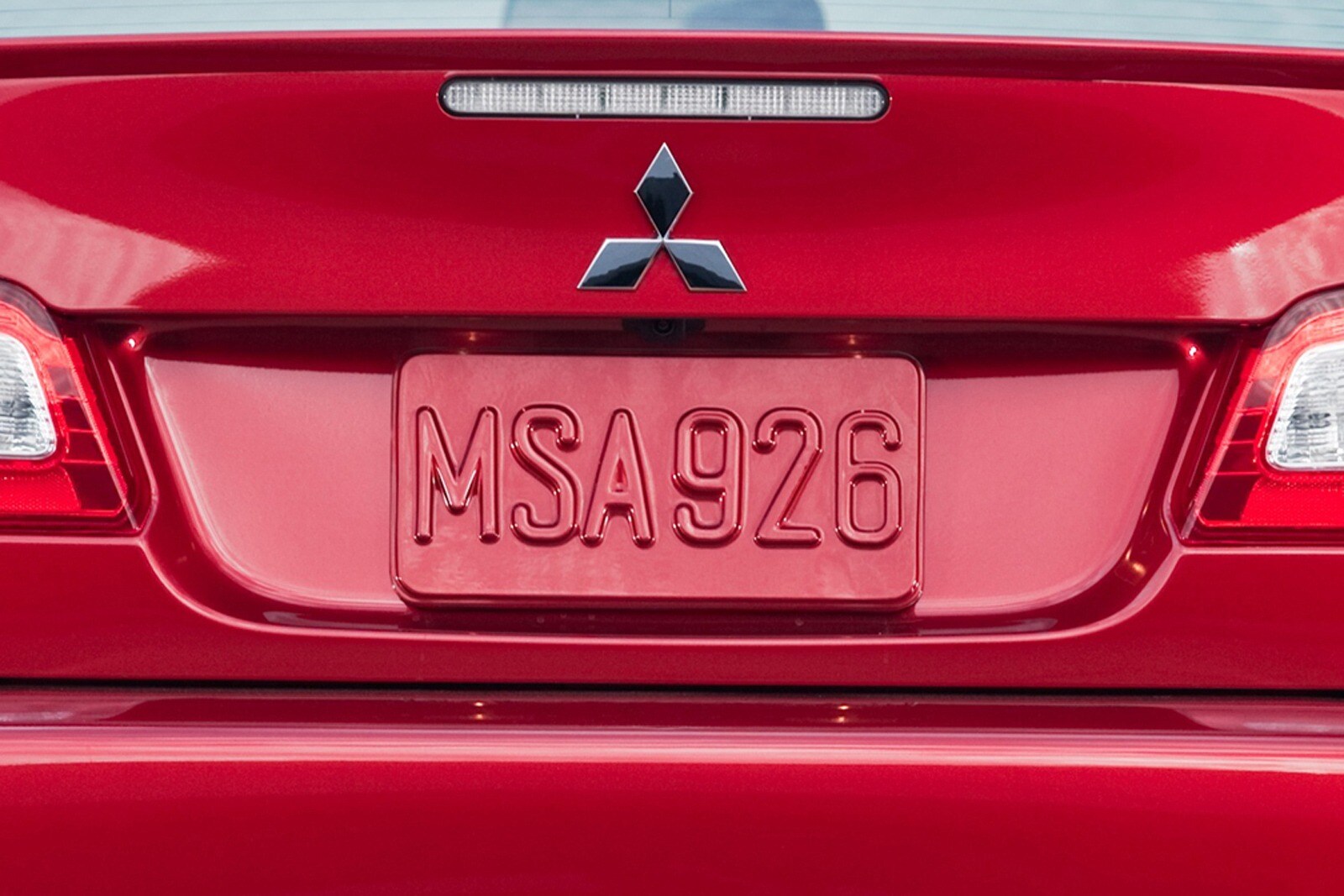 2010 Mitsubishi Galant — OEM photo 4