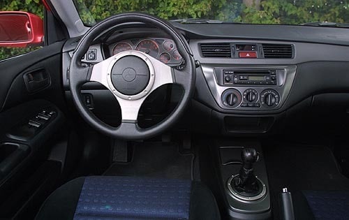 2003 Mitsubishi Lancer Evolution interior I