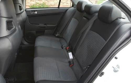 2008 Mitsubishi Lancer interior RI