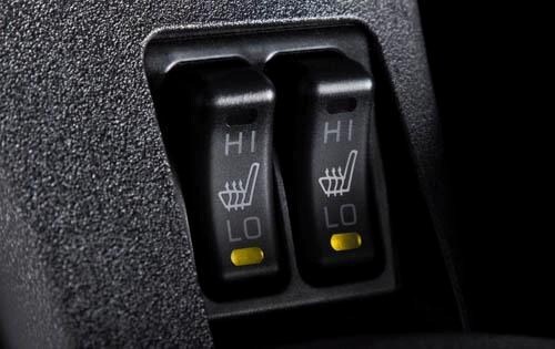 2011 Mitsubishi Lancer interior DETAIL