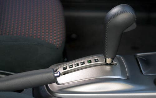 2004 Mitsubishi Lancer interior DETAIL