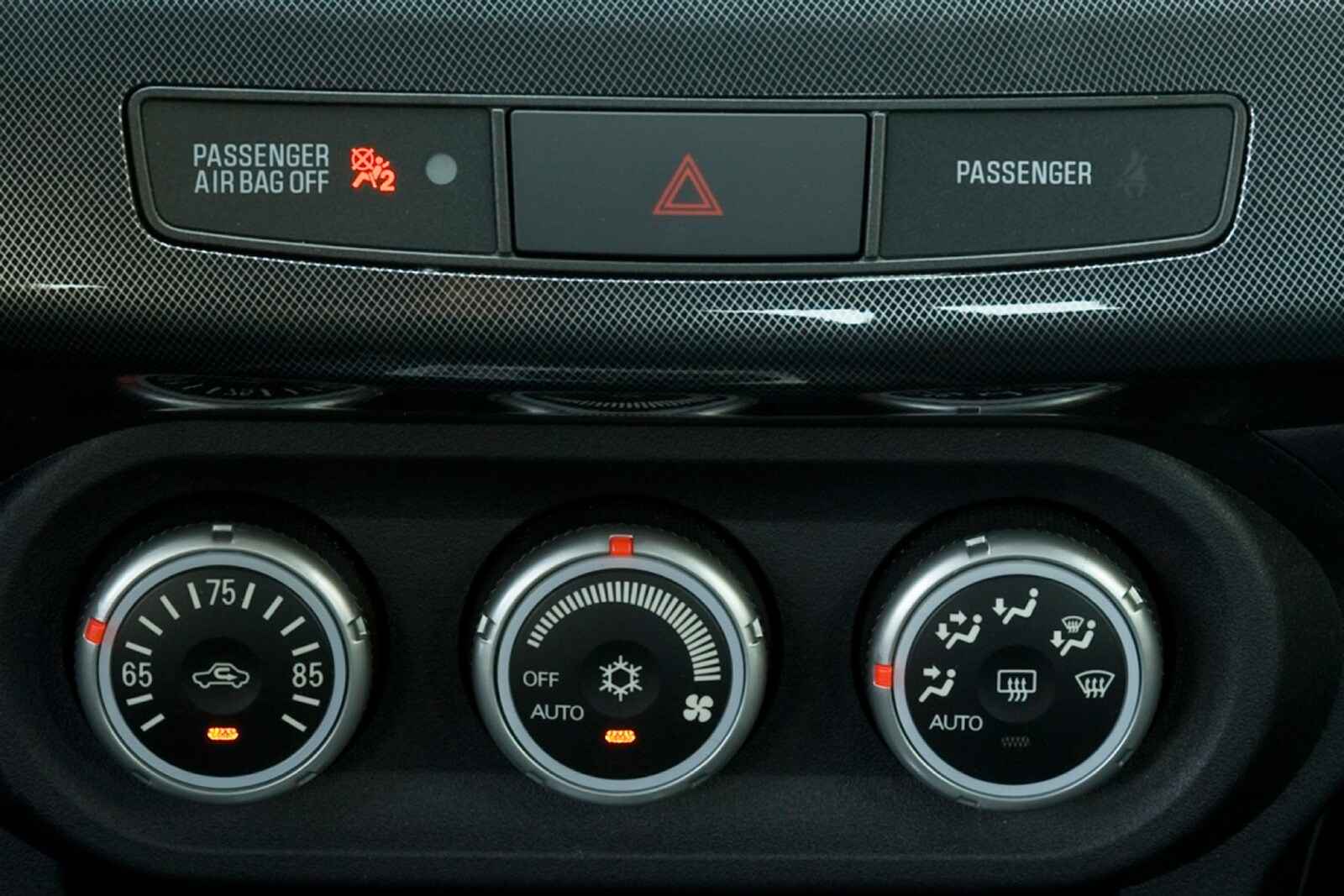 2010 Mitsubishi Lancer interior CC