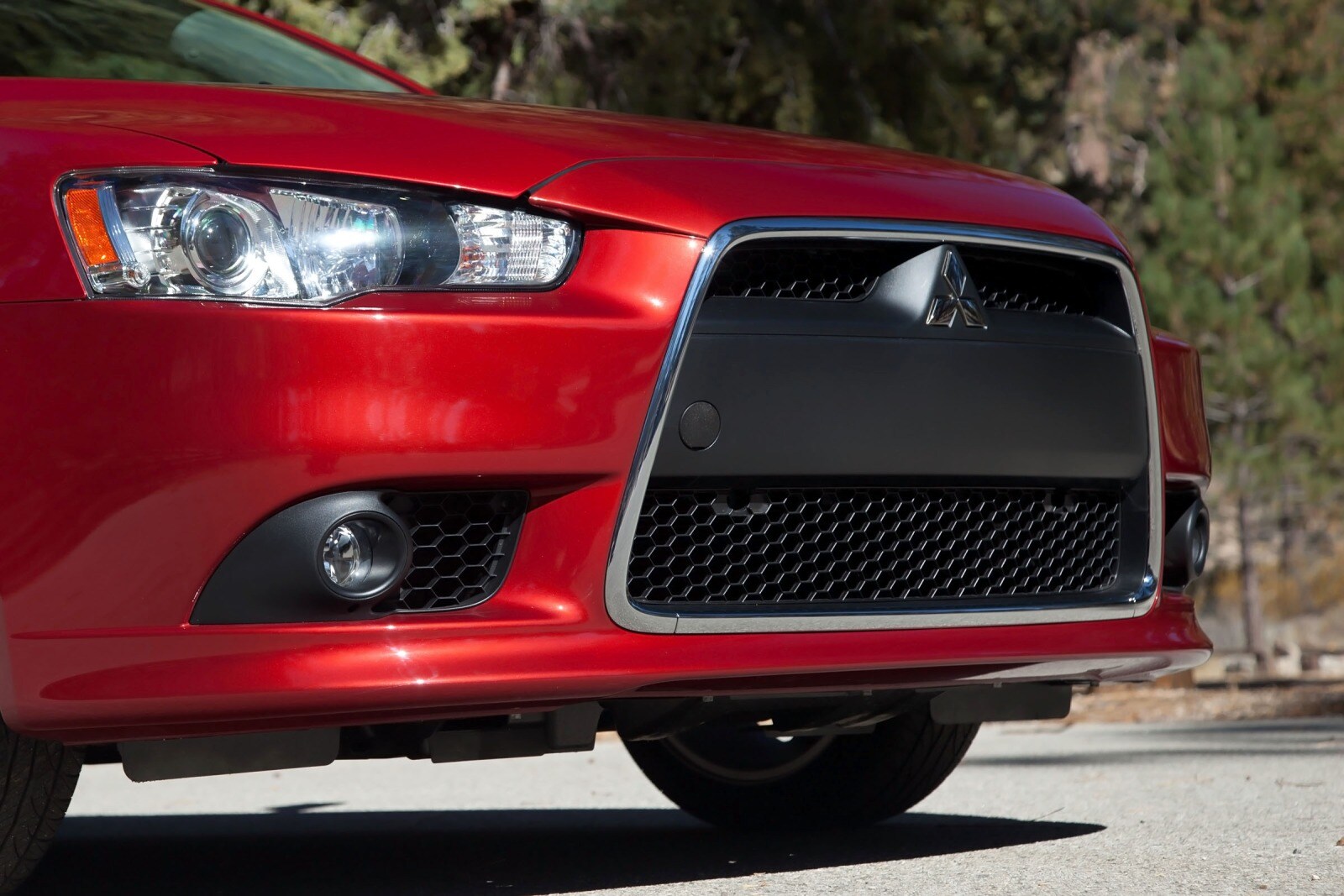 2014 Mitsubishi Lancer exterior EDETAIL