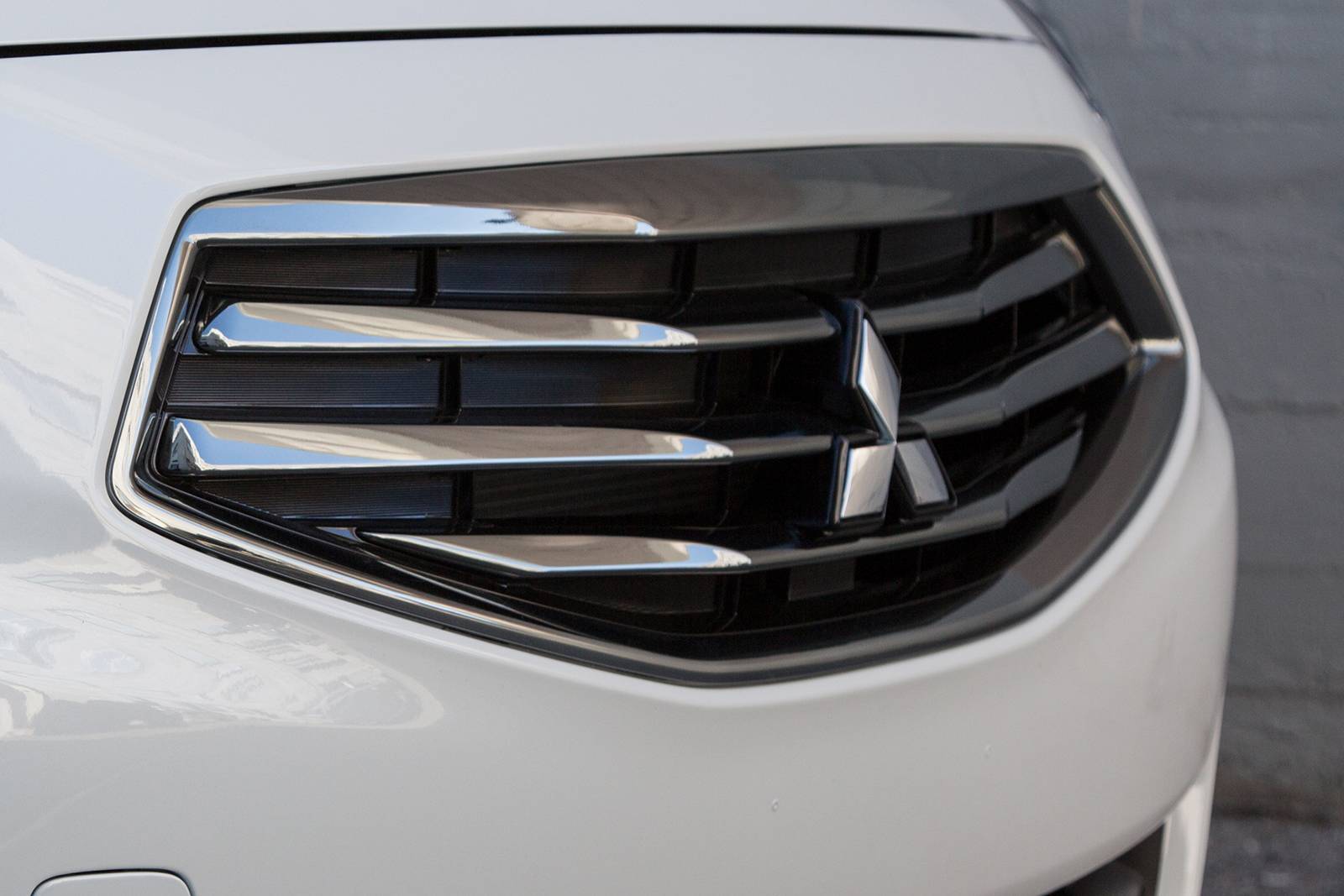 2018 Mitsubishi Mirage exterior FBDG