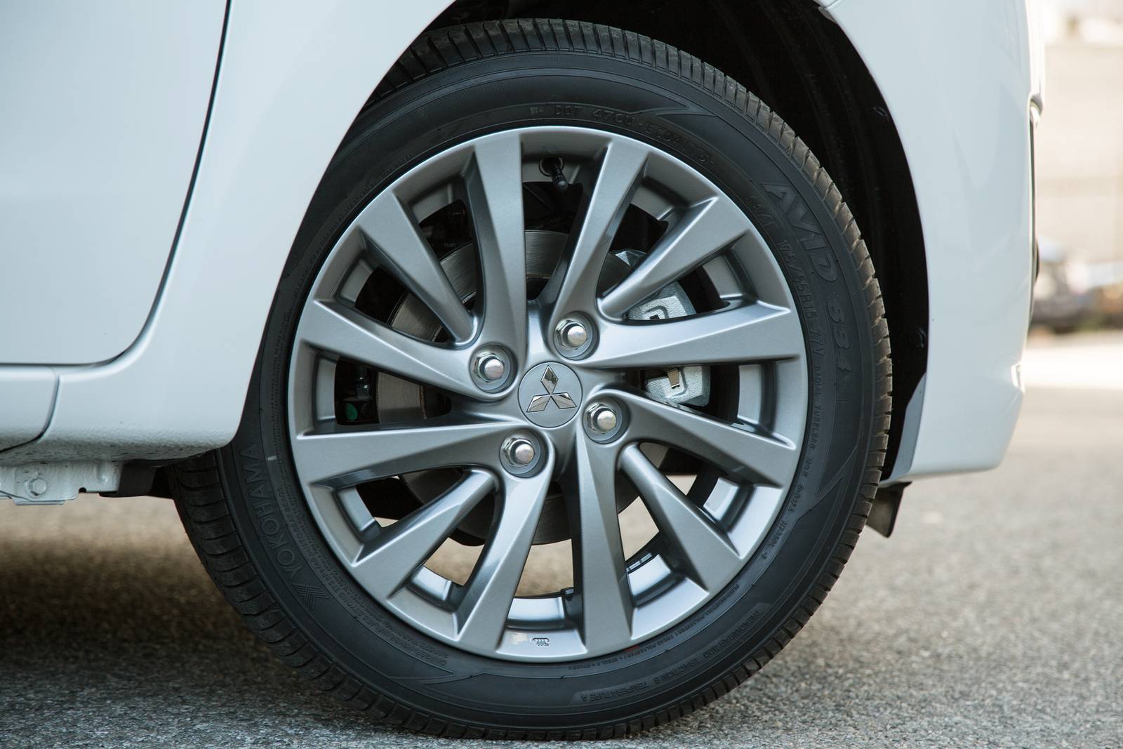 2018 Mitsubishi Mirage exterior W