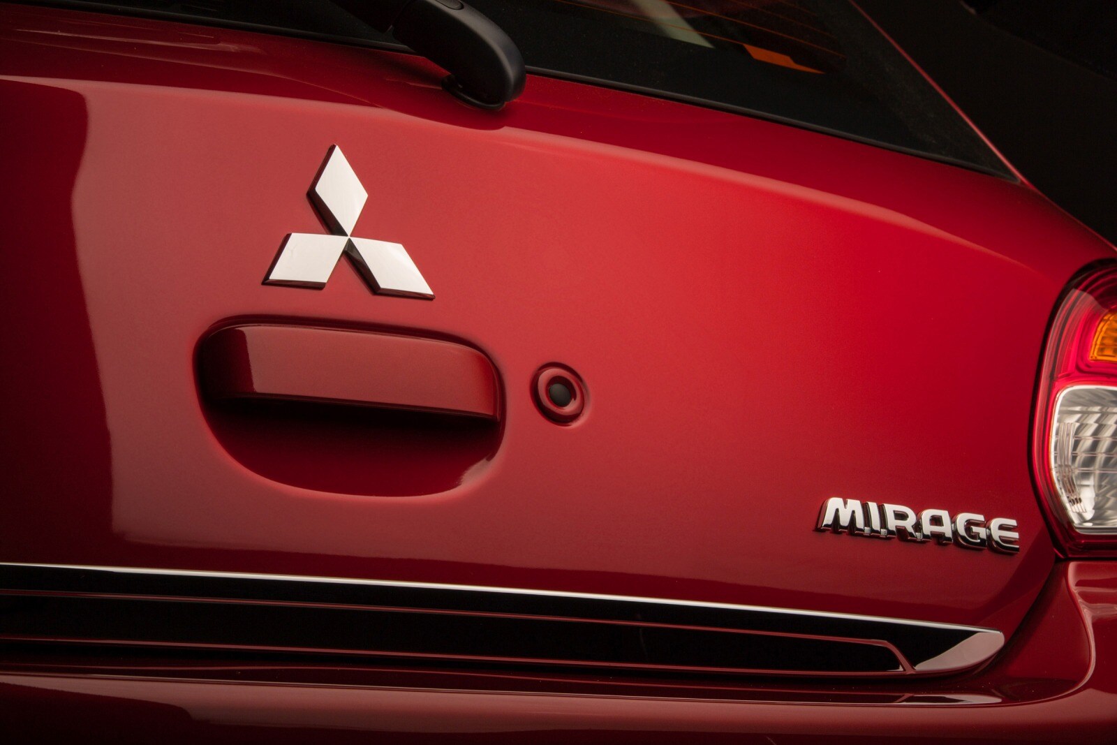 2014 Mitsubishi Mirage exterior RBDG