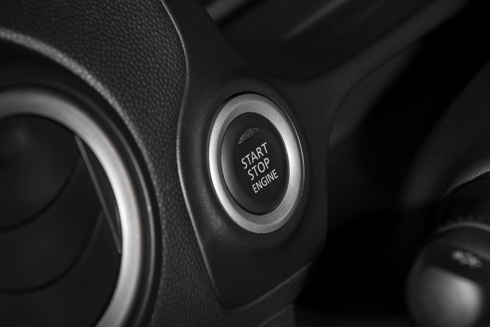 2015 Mitsubishi Mirage front safety DETAIL