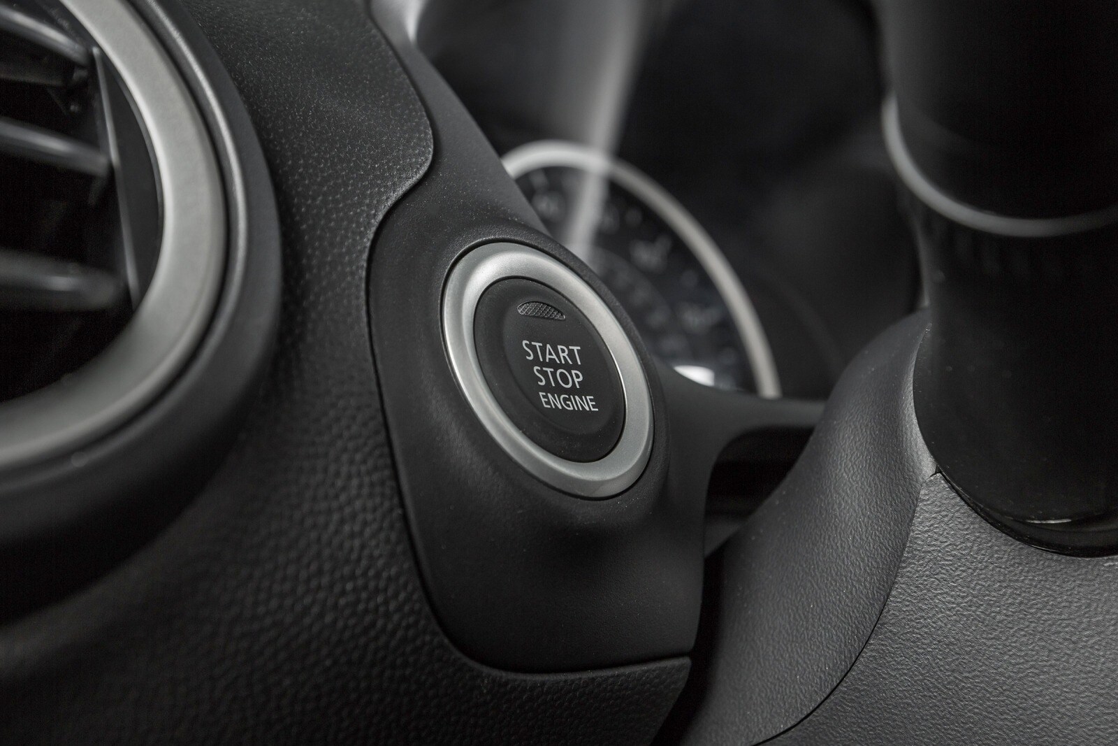 2015 Mitsubishi Mirage front safety DETAIL