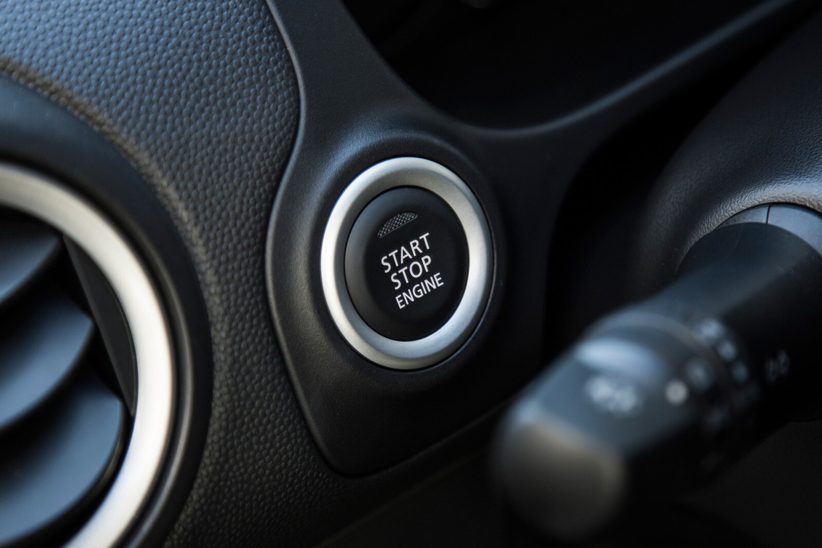 2018 Mitsubishi Mirage G4 front safety DETAIL