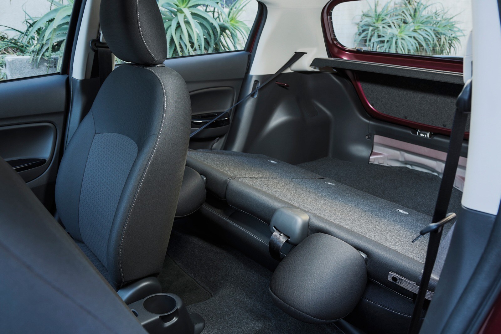 2018 Mitsubishi Mirage interior RSD