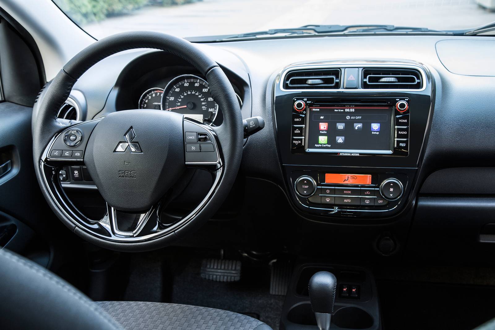 2019 Mitsubishi Mirage interior I