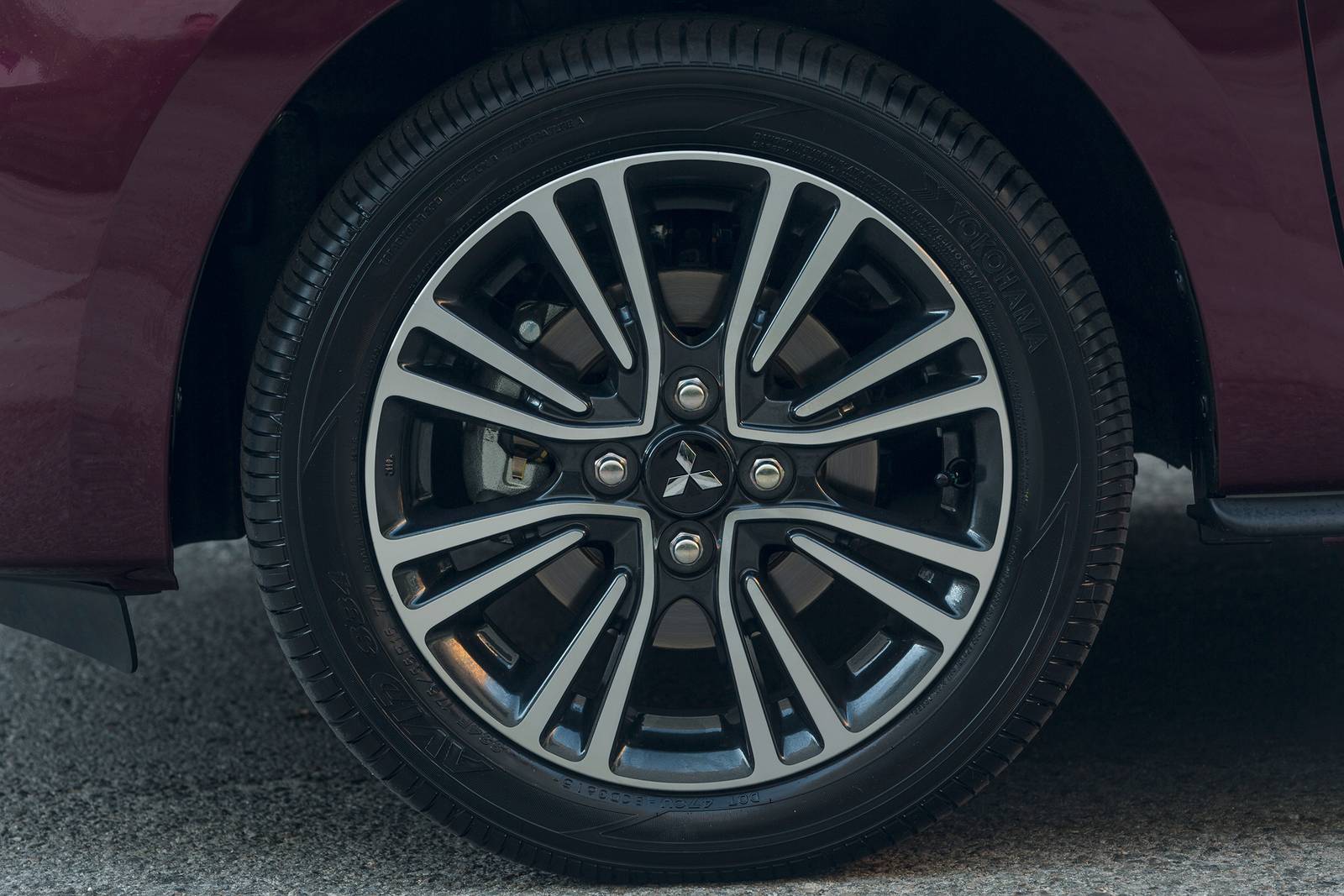 2019 Mitsubishi Mirage exterior W