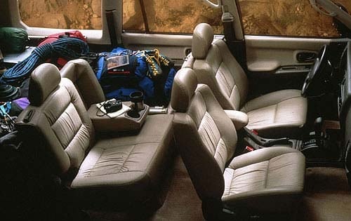 1997 Mitsubishi Montero Sport interior I