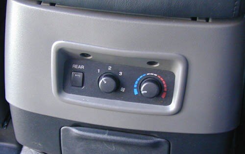 2001 Mitsubishi Montero Sport interior DETAIL