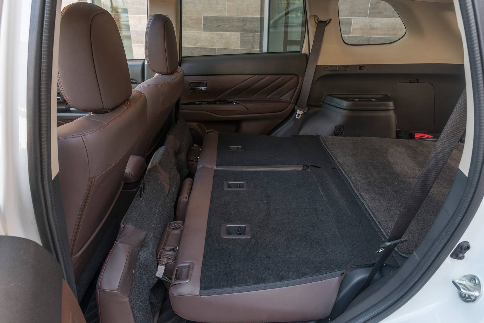 2018 Mitsubishi Outlander interior RSD