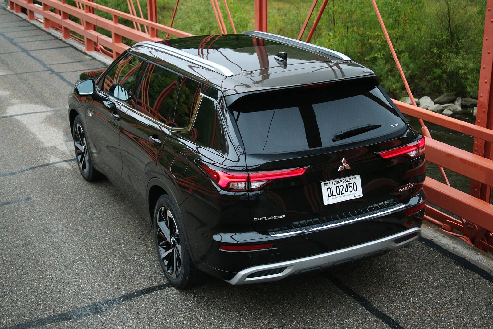 2023 Mitsubishi Outlander exterior F