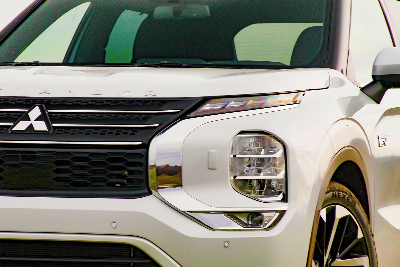 2025 Mitsubishi Outlander exterior EDETAIL